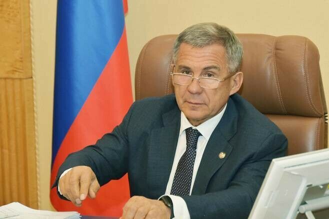 Р.Миңнеханов "Татнефтехиминвест-холдинг" директорлар советының чираттагы утырышын уздырды