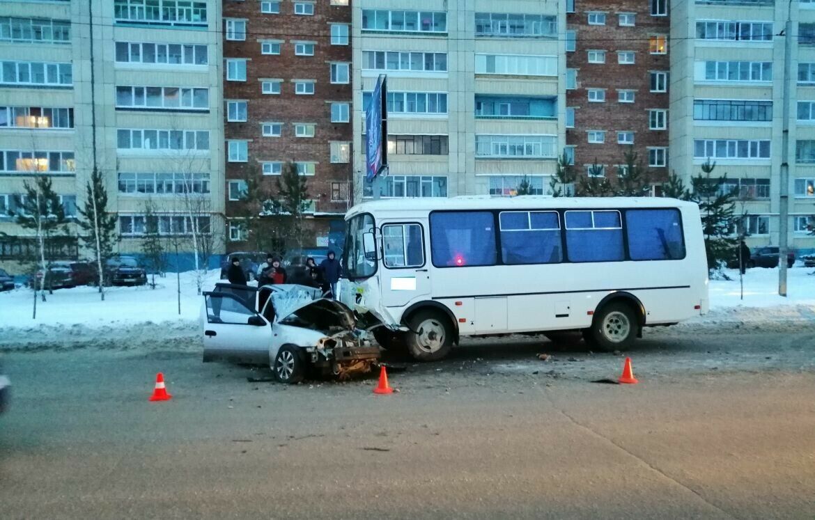 Әлмәттә юл һәлакәтендә җиңел машина йөртүчесенең гомере өзелгән