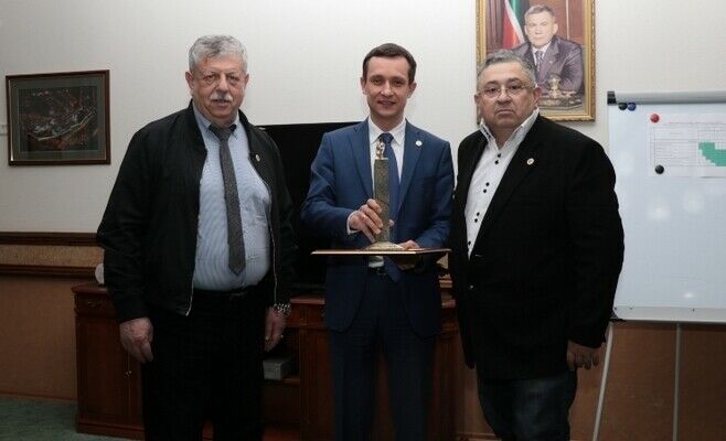 Әлмәт башлыгы үзенчәлекле кубок иясе булды