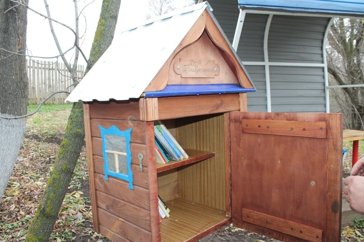 Түбән Каманың Болгар авылында үзенчәлекле китапханә эшли