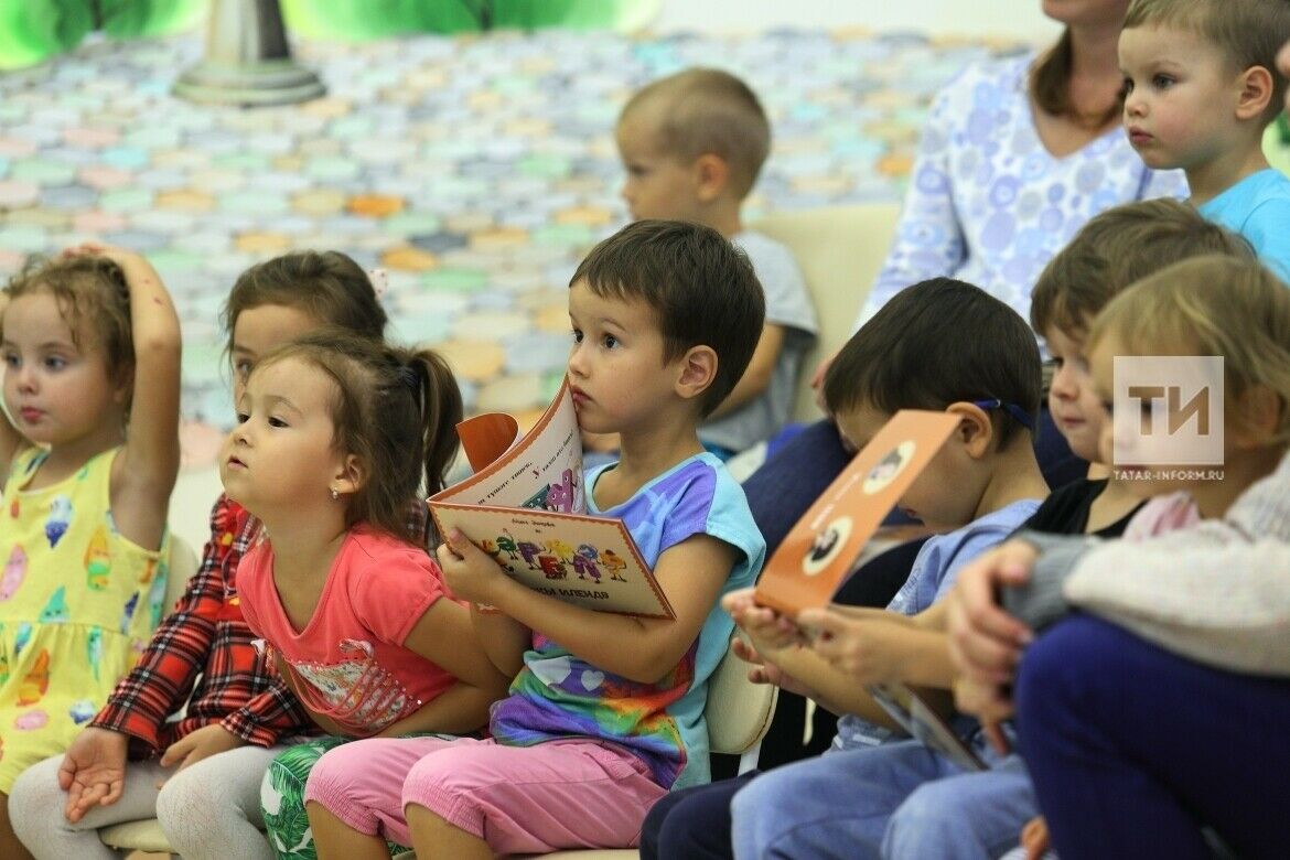 Түбән Каманың булачак журналистлары бала хокуклары турында видеолар төшергән