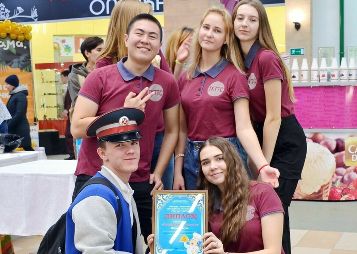 Төмән шәһәренең сәүдә үзәгендә “Чәкчәк-2019” бәйге-күргәзмә узды