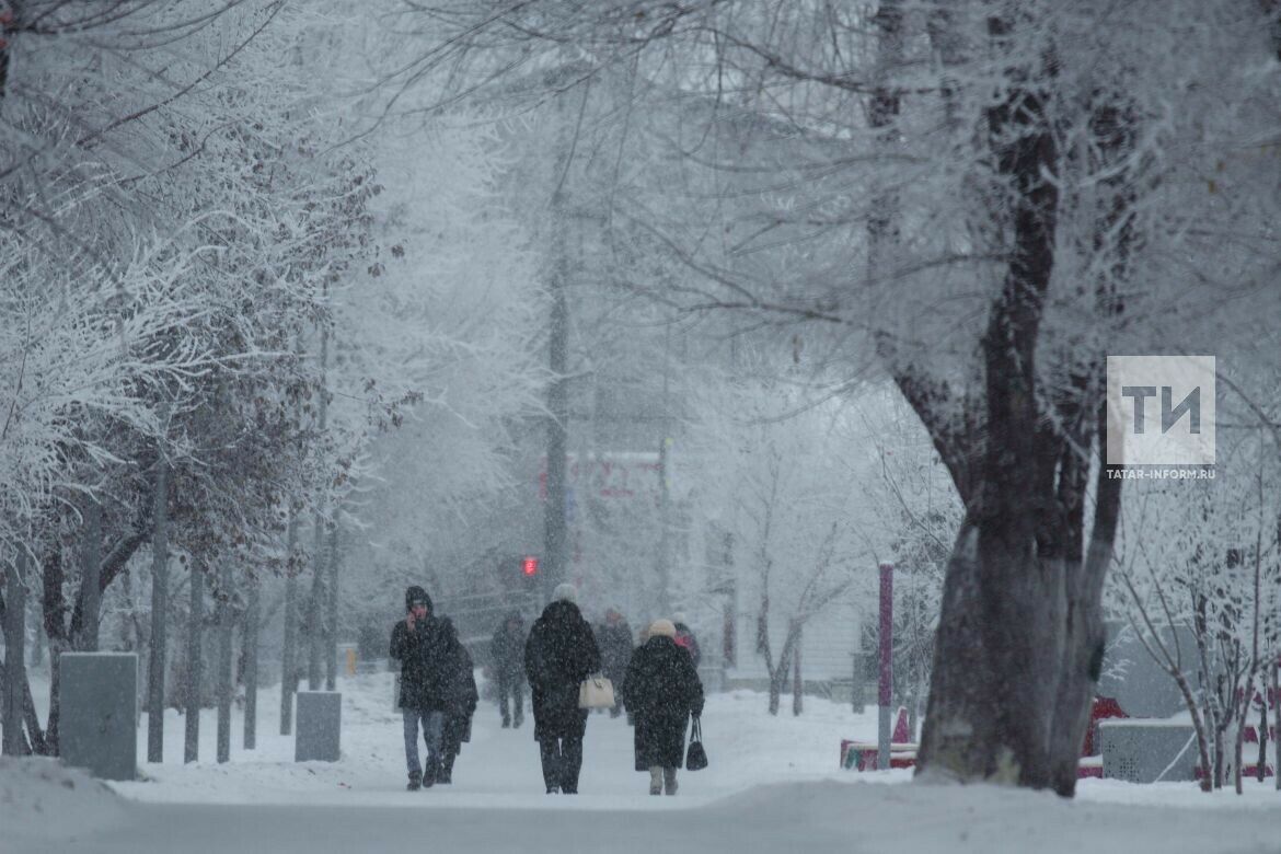 Юрий Переведенцев Казанда яшәүчеләргә кар һәм җылы ял көннәре вәгъдә итә