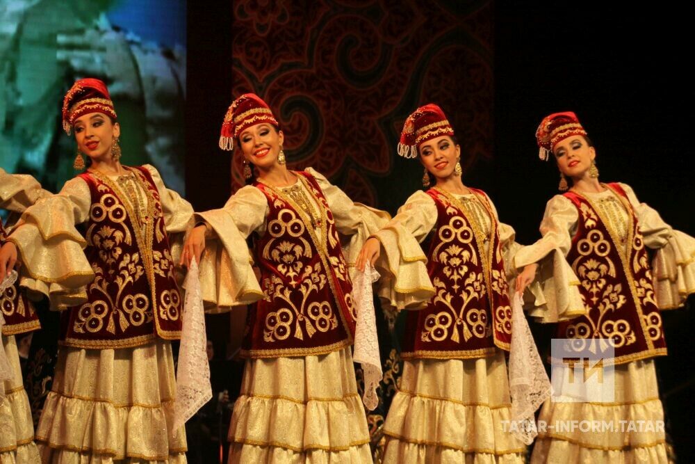 «Сәйдәш» мәдәният сараеның беренче концертын Дәүләт җыр һәм бию ансамбле бирде