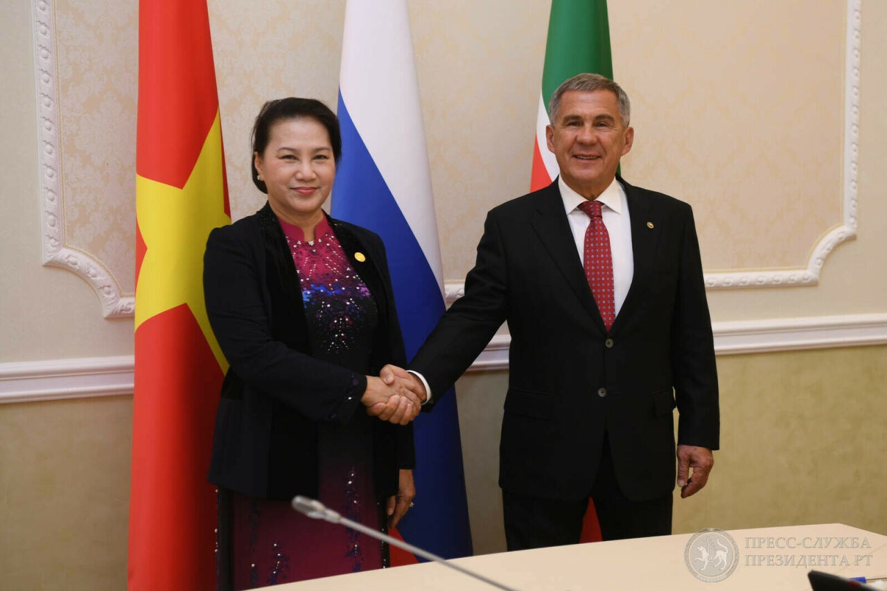  Миңнеханов: Татарстан белән Вьетнам хезмәттәшлегендә Парламент эшчәнлеге мөһим 