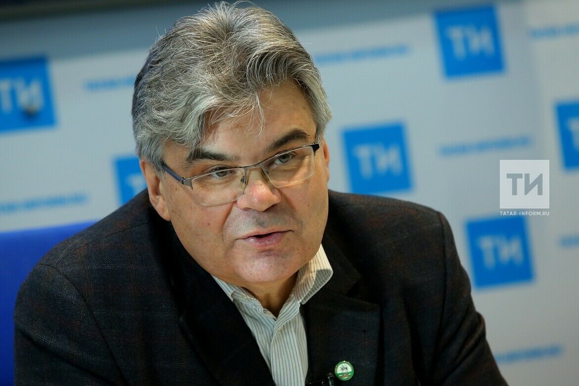 Искәндәр Гыйләҗев: «Мирас дип, традицияләр дип шапырынып йөрибез, эшләгән эшебез юк»