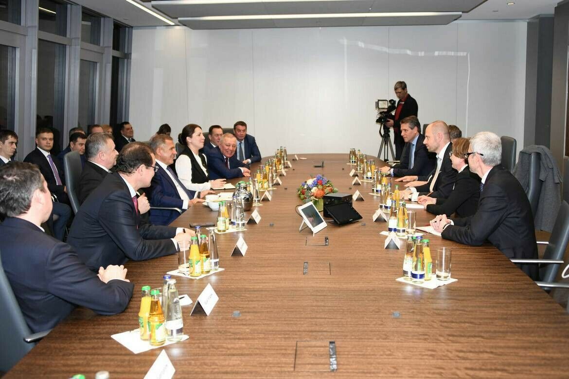 Рөстәм Миңнеханов Linde компаниясе белән яңа этилен комплексын булдыруда фикер алышты

