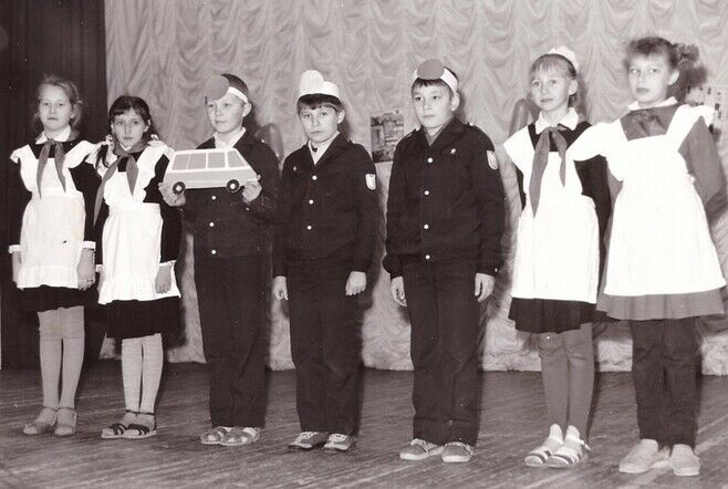 Түбән Камада юл хәрәкәтенең яшь инспекторлары үз бәйрәмнәрен билгеләп үтте