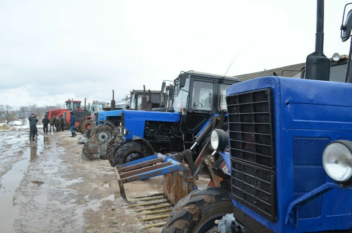 Сабада техниканың язгы кыр эшләренә әзерлеге тикшерелде