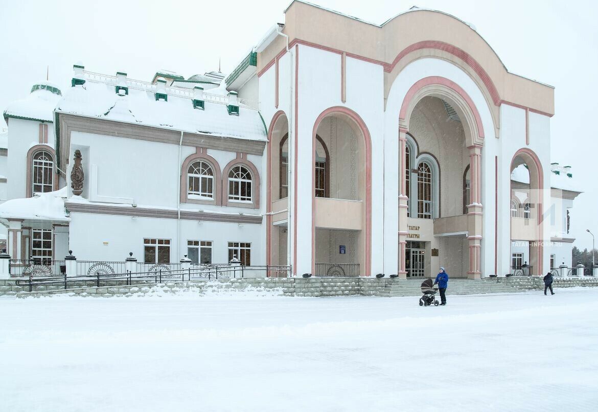 Рөстәм Миңнеханов Башкортстанда Татарстан көннәрендә катнашу өчен Уфага килде