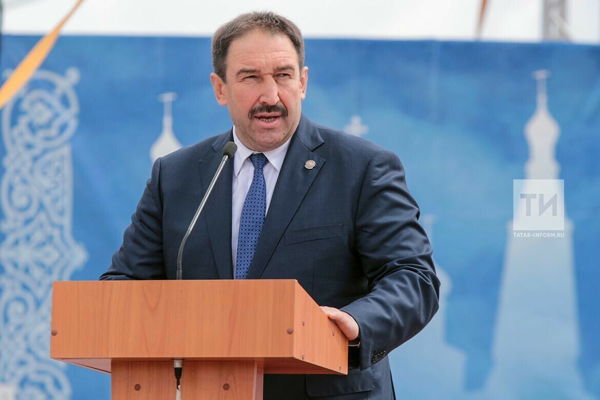 Алексей Песошин муниципалитетларда яшьләр сәясәтен булдыру мөһимлеген әйтте