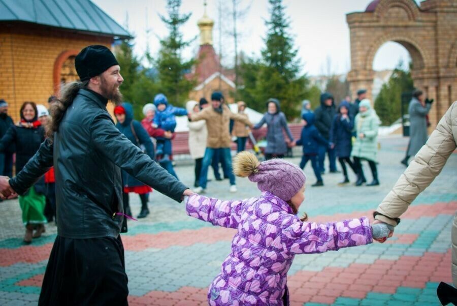 Түбән Камада шәһәр чиркәве бәйрәм оештыра