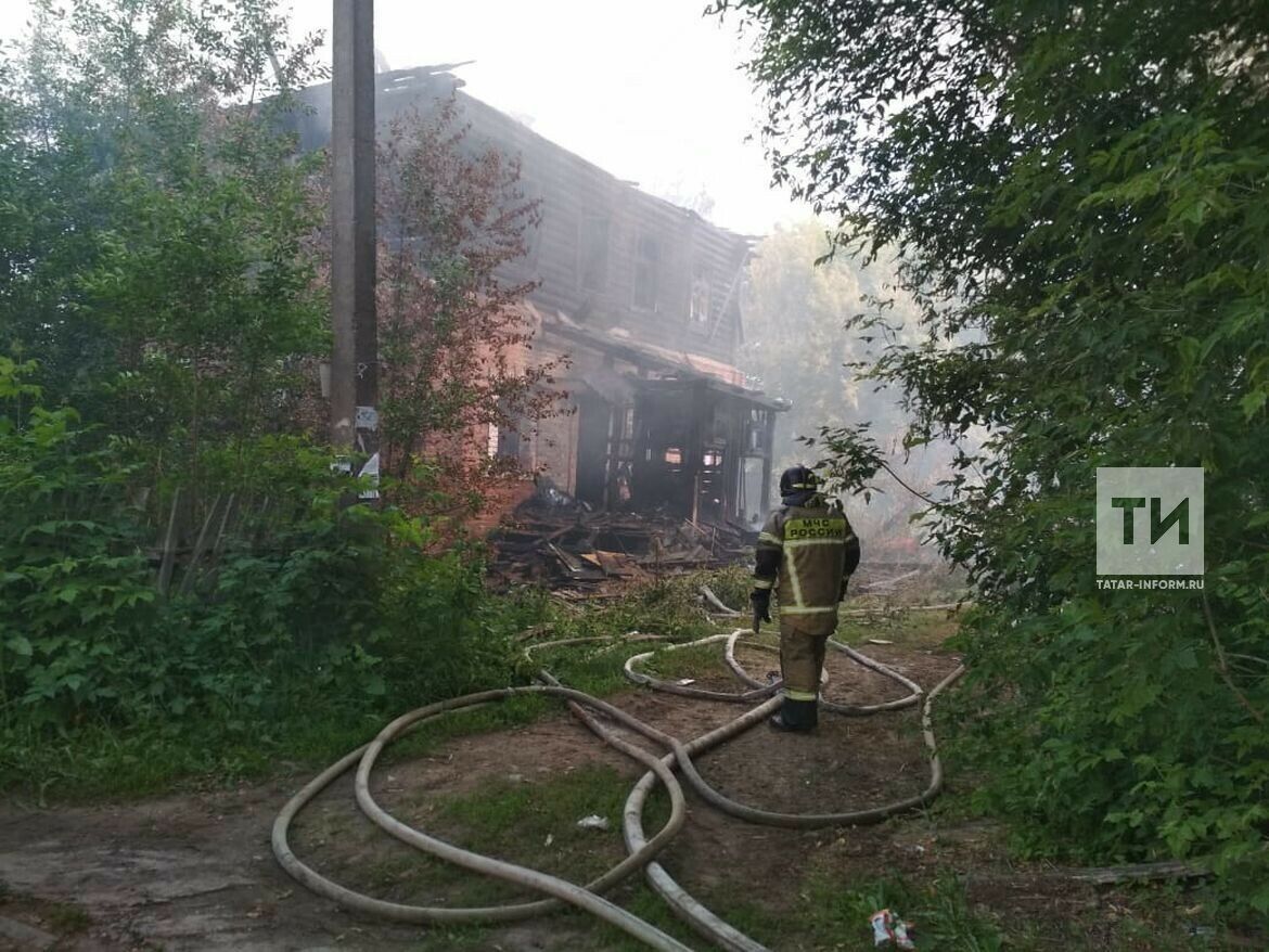 Яшел Үзәннең Полукамушки бистәсендә чыккан чираттагы янгын видеога эләккән 