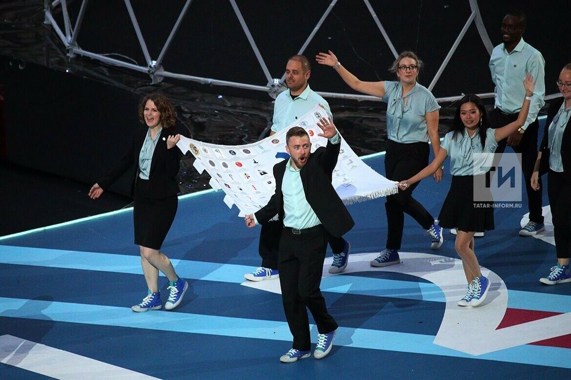 WorldSkills эшче һөнәрләр чемпионаты әләмен Шанхайга тапшырачаклар