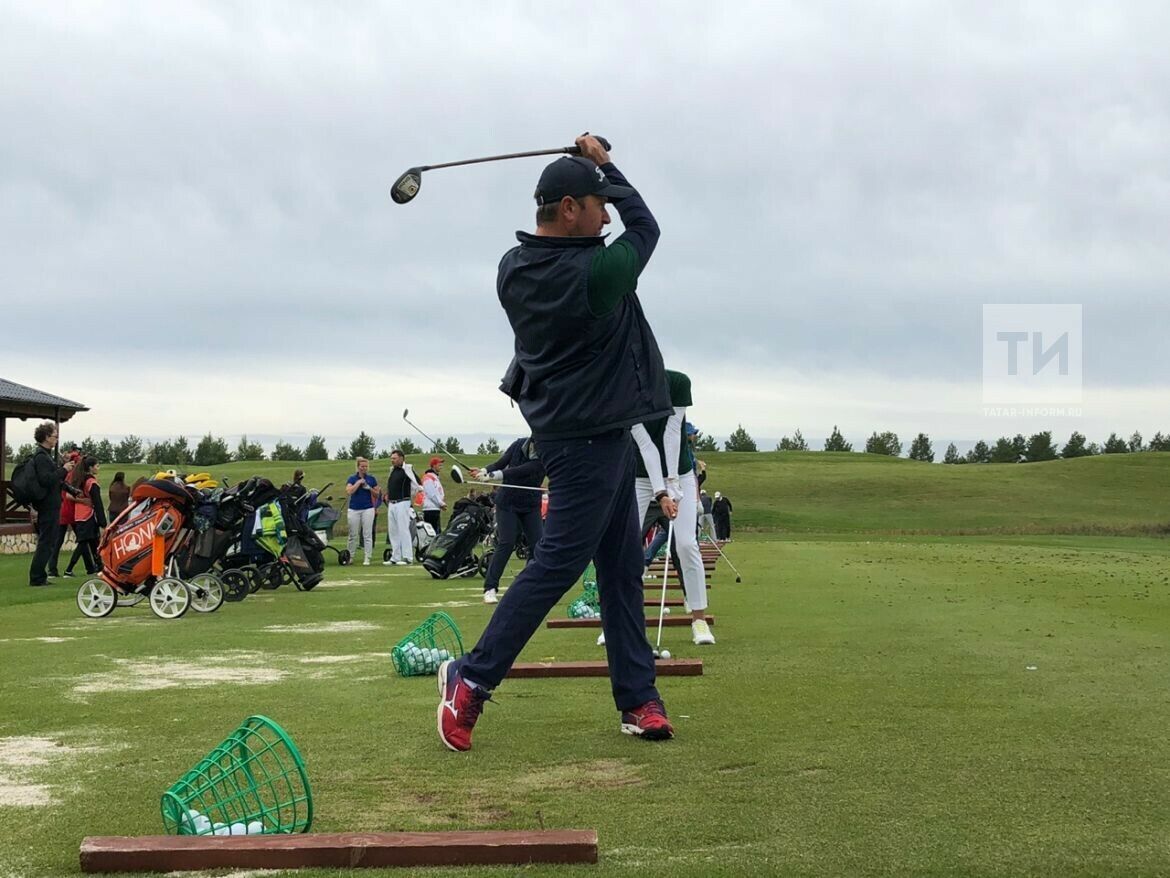 Татарстан Президенты Кубогына гольф турнирына алты илдән спортчылар җыелган
 