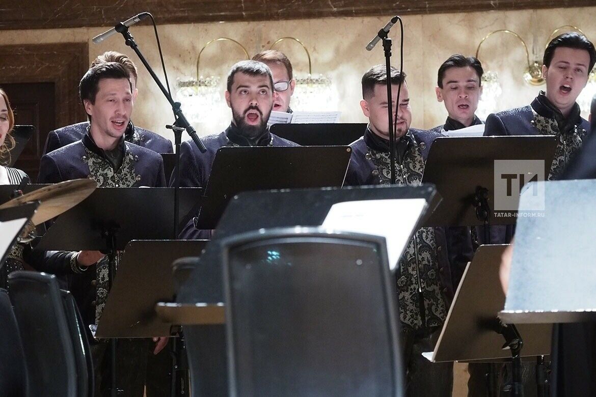 Татарстан Дәүләт камера хоры «Гимн көне» акциясендә чыгыш ясаган