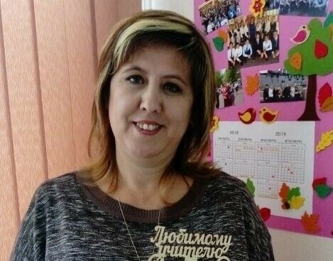 Зәй укытучысы Бөтенроссия бәйгесендә җиңүчеләр рәтенә кергән