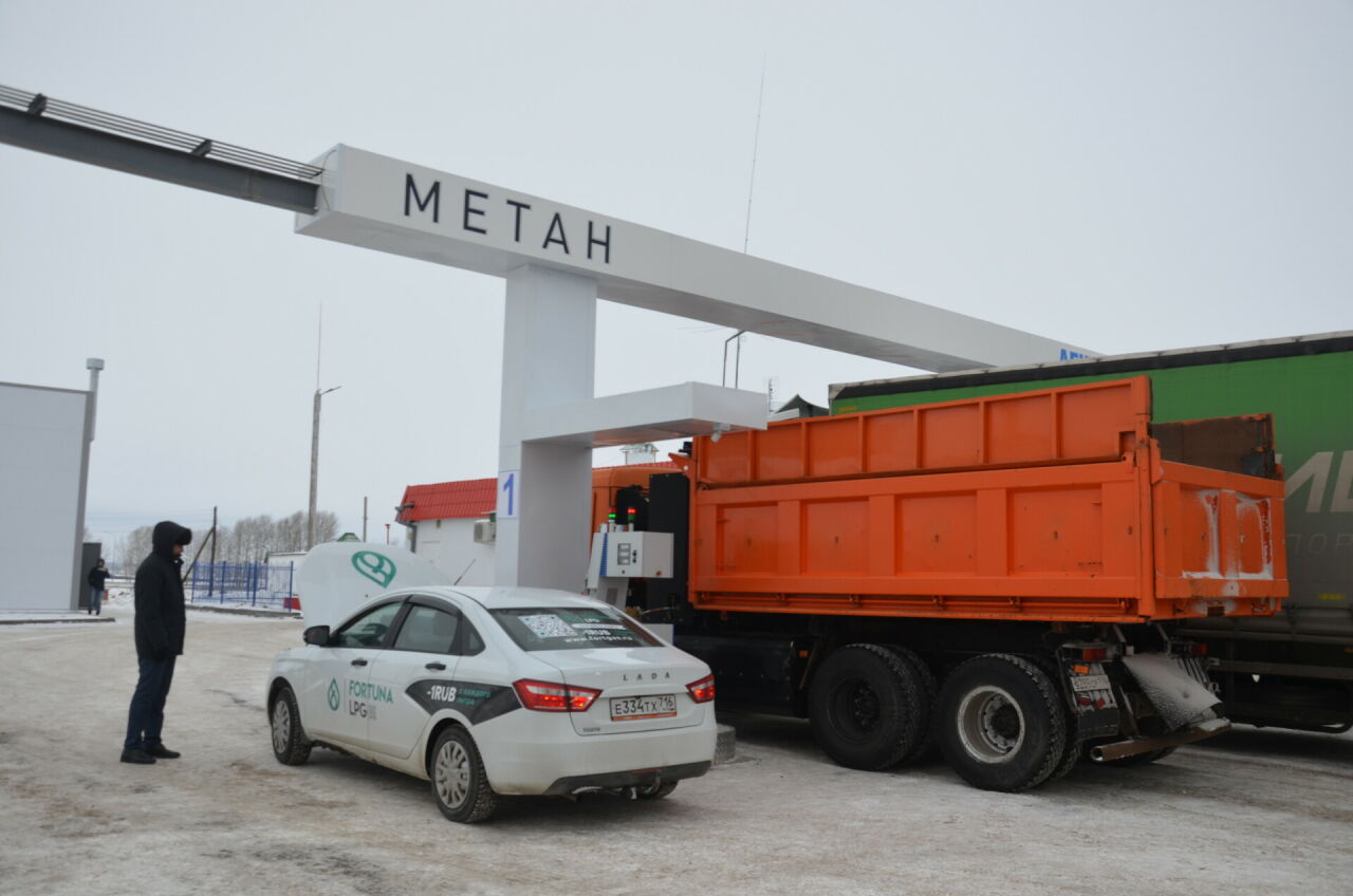 Актанышның Иске Байсар авылында беренче метан газы ягулык станциясе ачылды