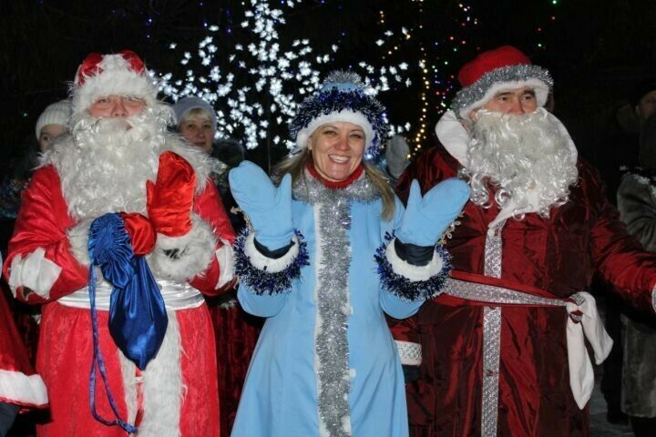 Яңа Чишмә районының төп чыршысы ачылды