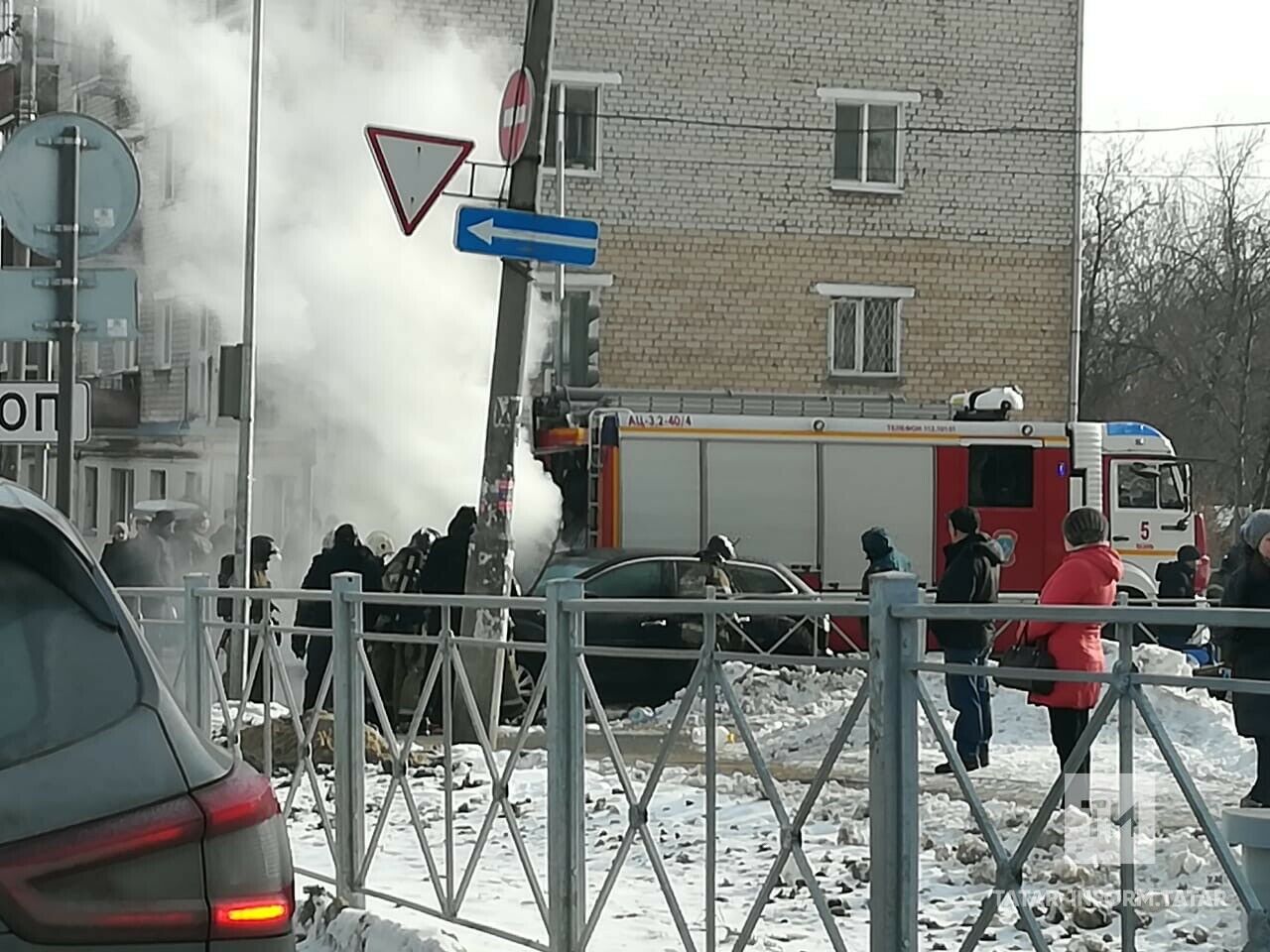 Казанда 12нче хастаханә янында «Мазда» автомобиленә ут капкан