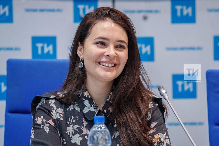 Эльмира Кәлимуллина «Безнең җыр» проекты концертын районнарда күрсәтергә тәкъдим итте