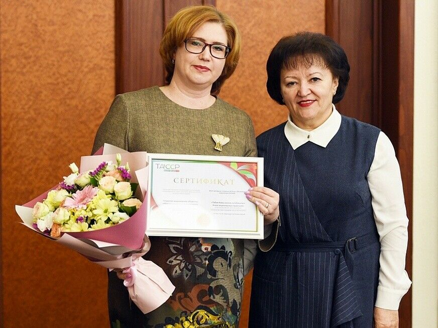 Түбән Кама икмәк комбинатына «ТАССРның 100 еллыгы» сертификаты тапшырылды