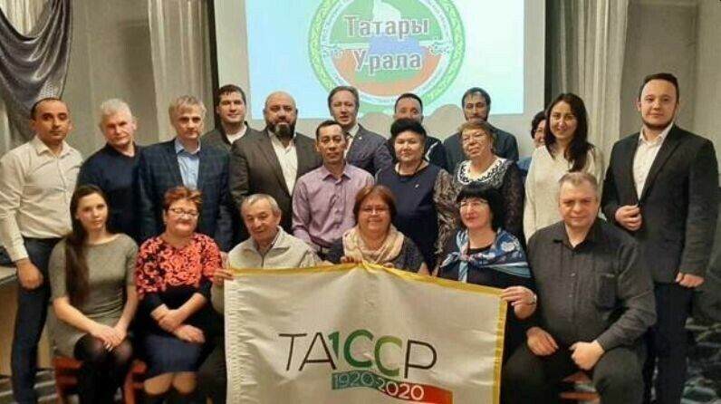 Урал татарлары яңа Устав буенча чираттан тыш корылтайга җыелды