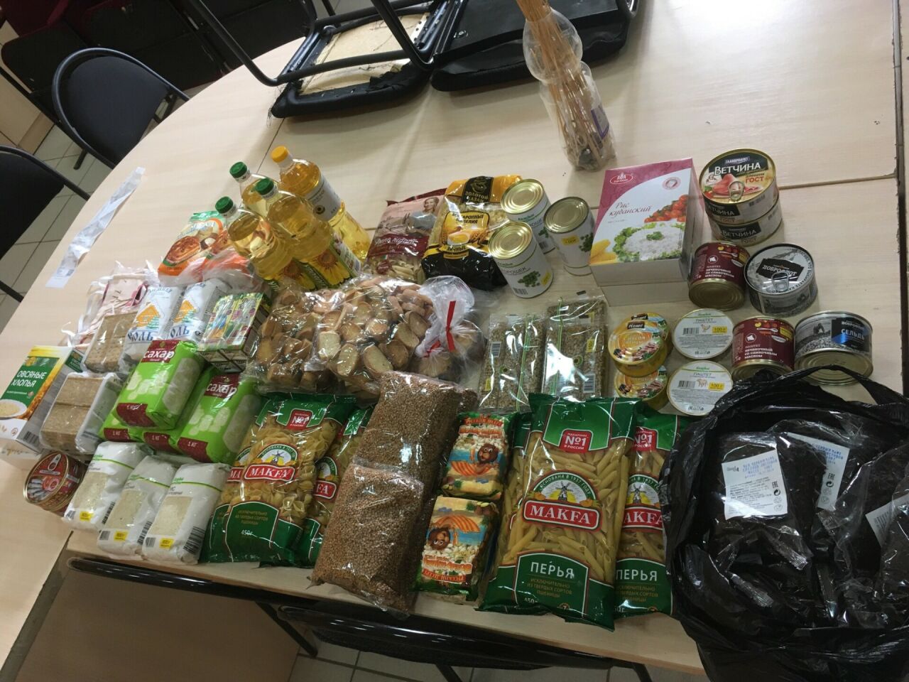 Әгерҗедә яшәүчеләр авыр хәлдәге гаиләләргә ярдәм итә