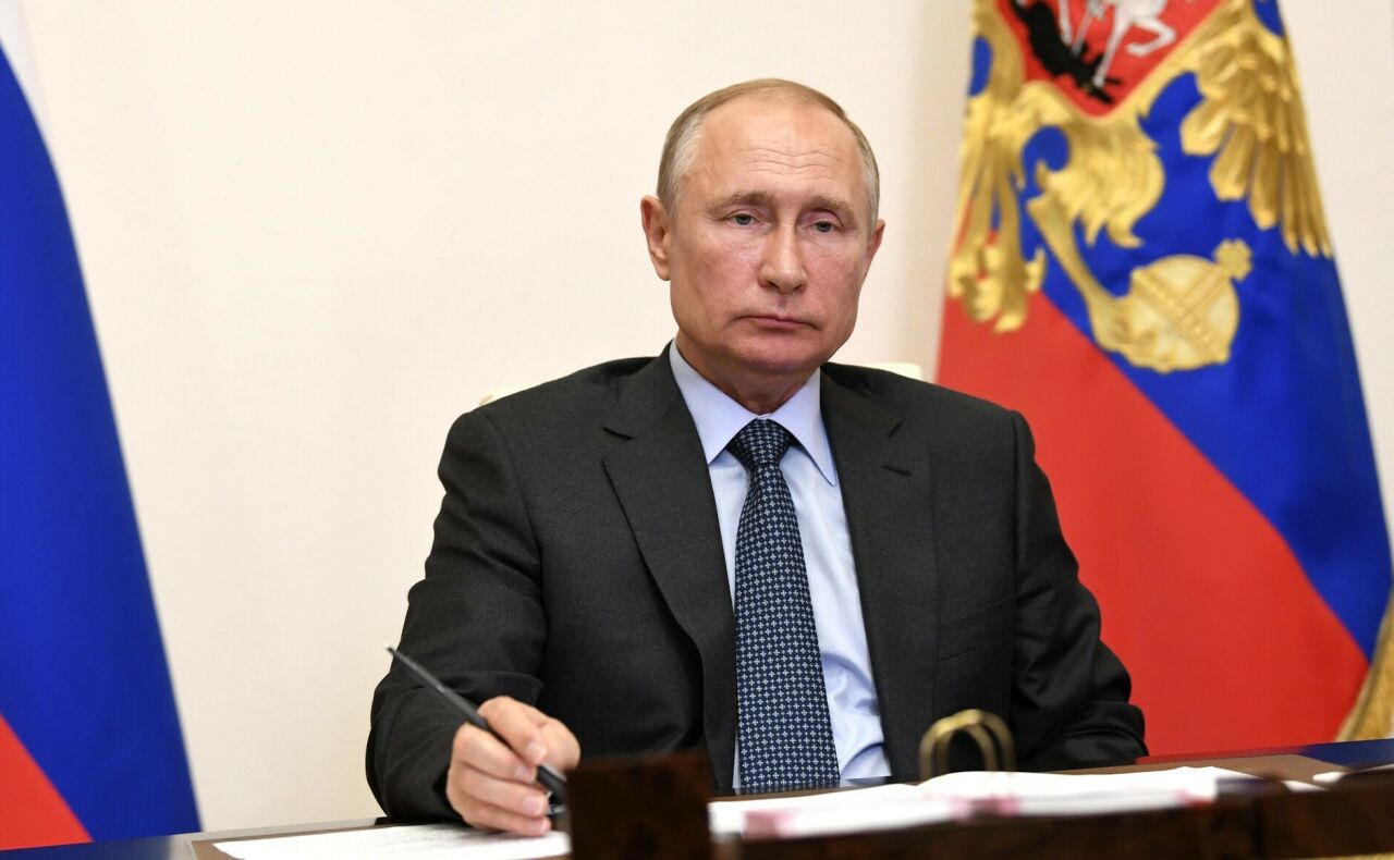 Путин Миңнехановны республика җитәкчесе вазифасына яңа срокка тәкъдим итүне хуплый