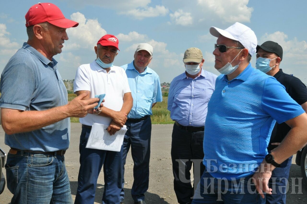 Марат Җәббаров Чирмешән районы хуҗалыкларында эш барышы белән танышты