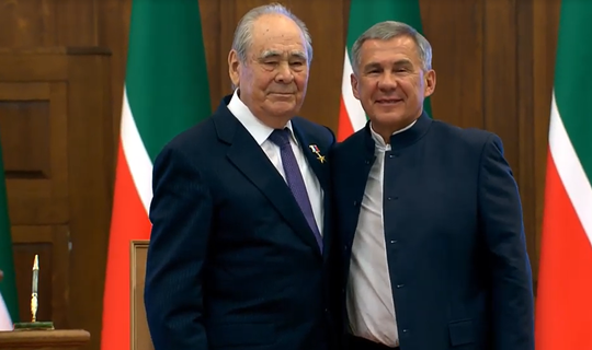 Минтимер Шәймиев Рөстәм Миңнехановка: Ышанычлы җиңүегез — нәтиҗәле эшегезне тану