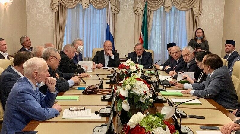 Мәскәүдә совет дипломаты Кәрим Хәкимов турында китап тәкъдим иттеләр