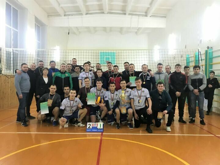 Актанышның Татар Суыксуы авылында волейбол ярышларының җиңүчеләре ачыкланды