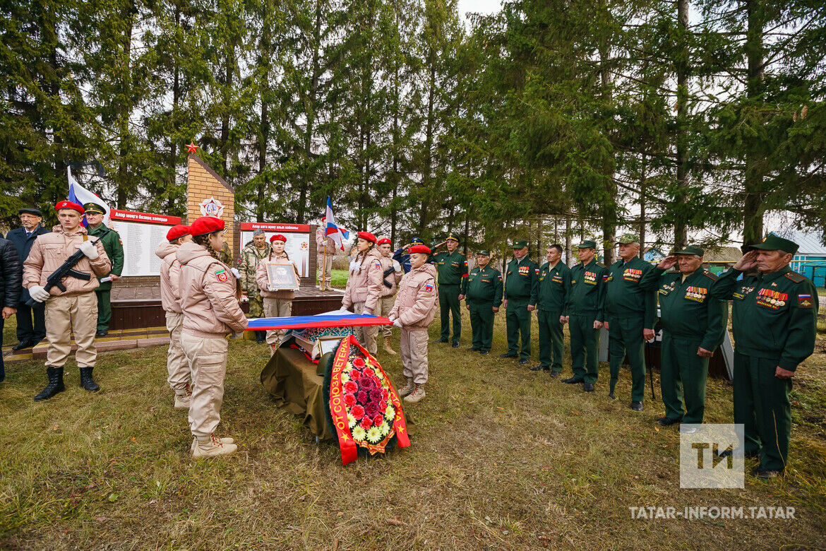 Калуга өлкәсендә табылган Әбрар Җәләлиев җәсәден туган авылында җирләделәр