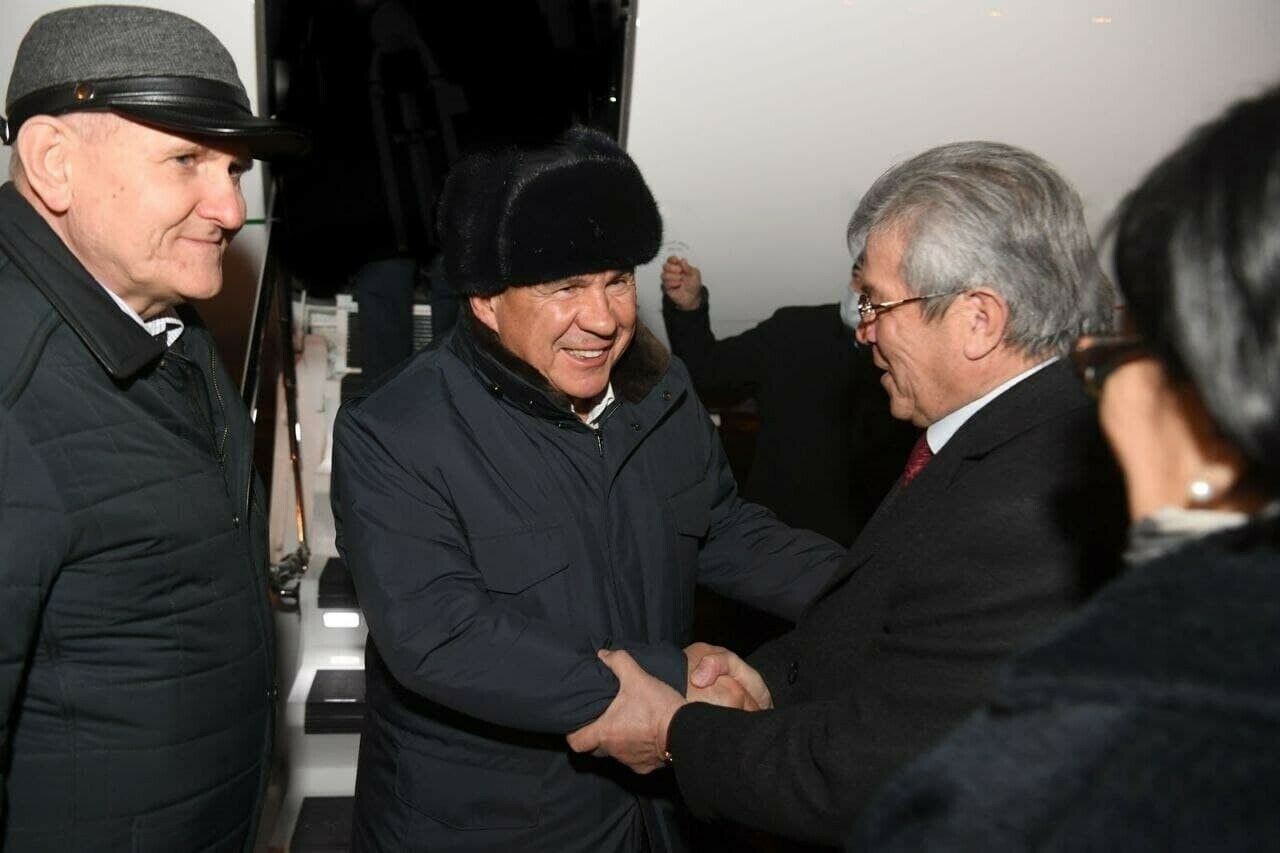 Бүген Рөстәм Миңнеханов эш сәфәре белән Кыргызстанга килде