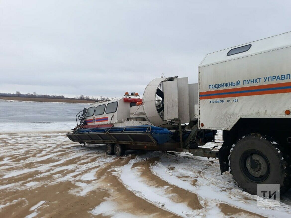 Татарстанда боз астына китә язган ике балыкчыны коткарганнар