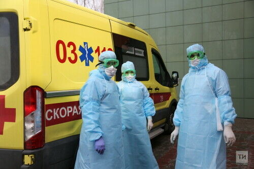 Татарстан Президенты «омикрон» турында: обсерваторларны җәелдерүгә әзерләнергә кирәк