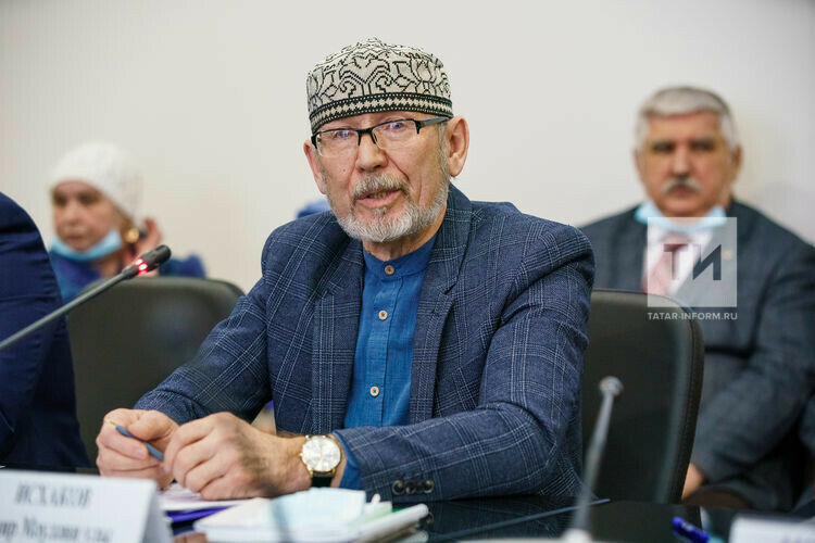 Дамир Исхаков Бөтендөнья татар конгрессы эшендә яңа ысуллар кирәк дип саный