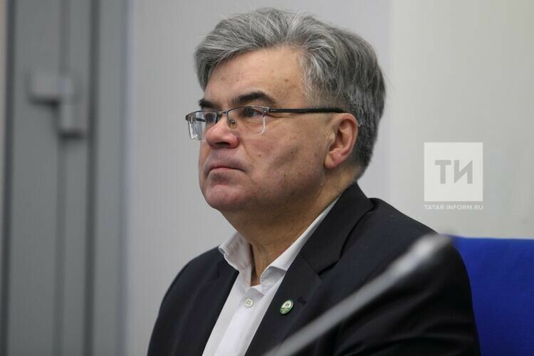 Искәндәр Гыйләҗев: «Татар сүзе» республика бәйгесендә катнашучыларга зәвык җитми 