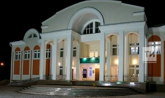 103 яшьлек Әтнә театры дәүләт театры статусы алуының 10 еллыгын бәйрәм итте