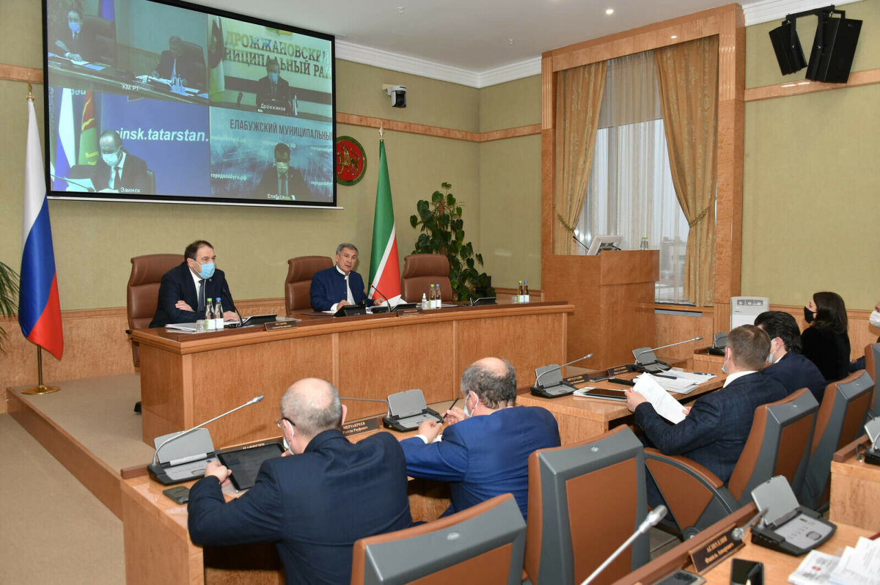 Рөстәм Миңнеханов Татарстан Инвестицион советының 2021 елда беренче утырышын уздырды