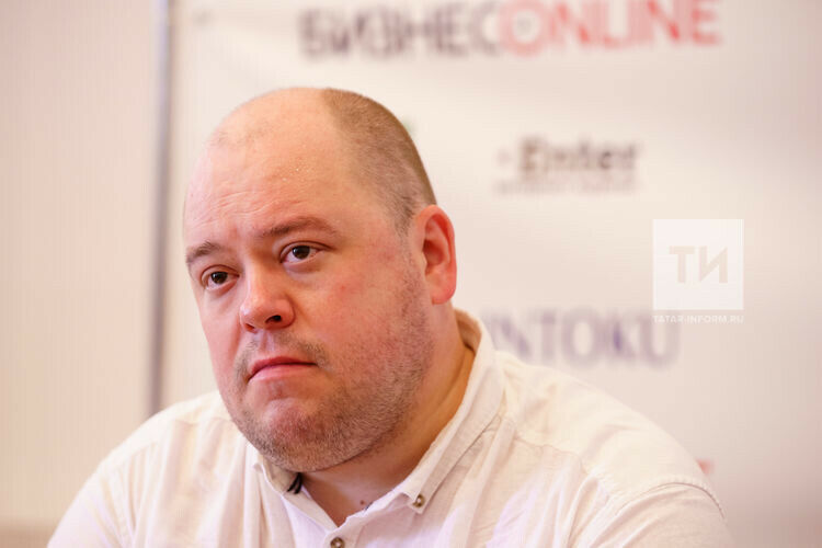 Нияз Игъламов татарларны маңкорт сүзе белән «ыргытышмаска» өнди