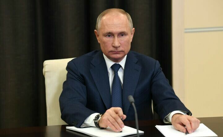 Путин Казанда яңадан торгызылган собор ачылышында катнашучыларны котлады