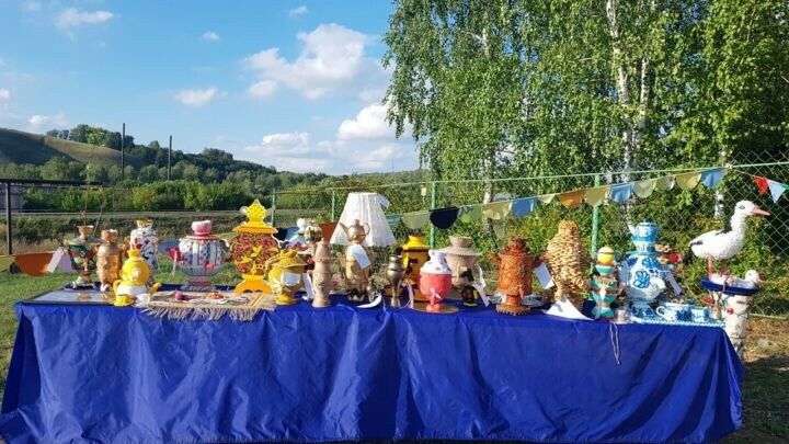 Бөгелмәдә самавыр бәйрәменә килүчеләр чуваш, мордва, рус мәдәнияте белән танышты