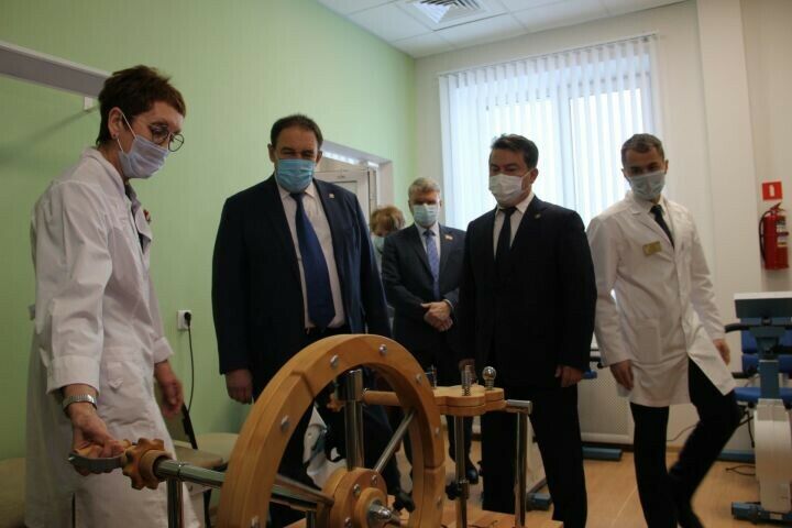 Яшел Үзәндә яңа балалар поликлиникасы ачылды