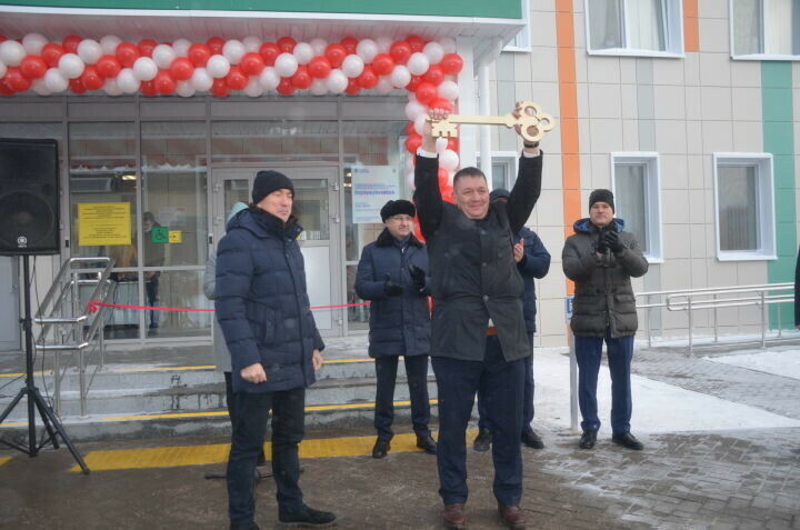 Әгерҗедә өч катлы яңа поликлиника төзелешенә 291 миллион сум тотылган