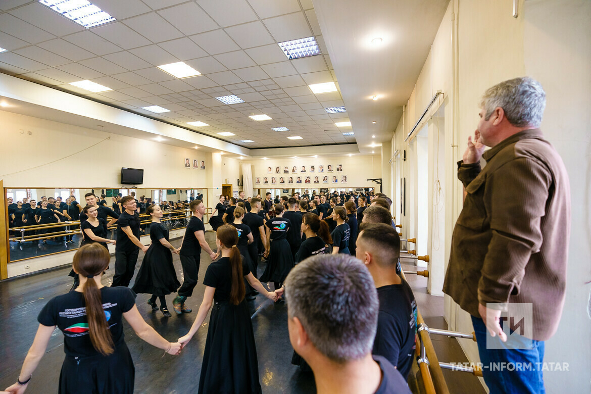 ТР Җыр һәм бию ансамбле «визит карточкасы»ның нинди хәлдә яшәвен күрсәтте