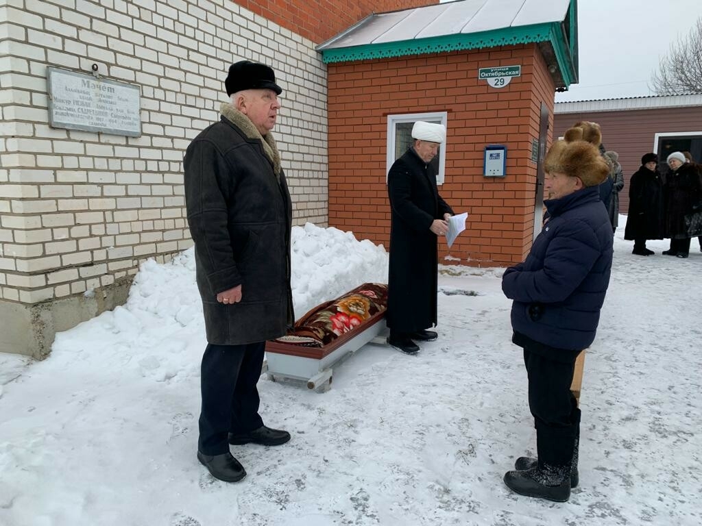 Рамил Курамшинны туган авылы Кочко-Пожар авылында җирләделәр