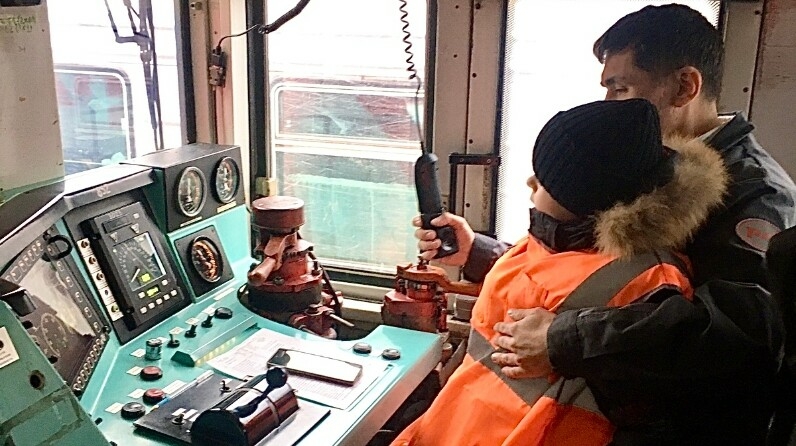 Фәрит Мөхәммәтшин алты яшьлек Даниэльнең Яңа ел теләген чынга ашырды