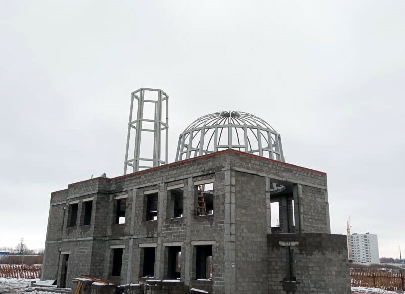 Төмән өлкәсенең Лесобаза районы мәчетенә гөмбәз куелды